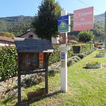 L'Estapade Des Tourelons Bed & Breakfast Saint Jean en Royans Bagian luar foto