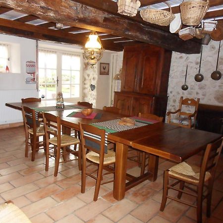 L'Estapade Des Tourelons Bed & Breakfast Saint Jean en Royans Bagian luar foto
