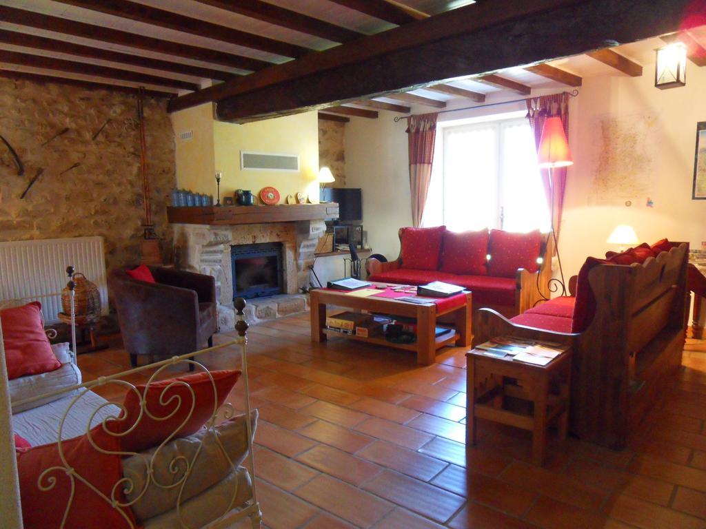 L'Estapade Des Tourelons Bed & Breakfast Saint Jean en Royans Bagian luar foto